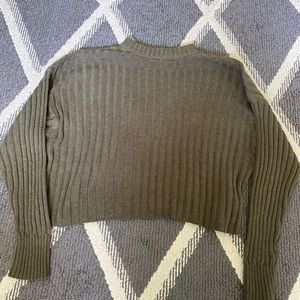 3/$18 Green American Eagle sweater